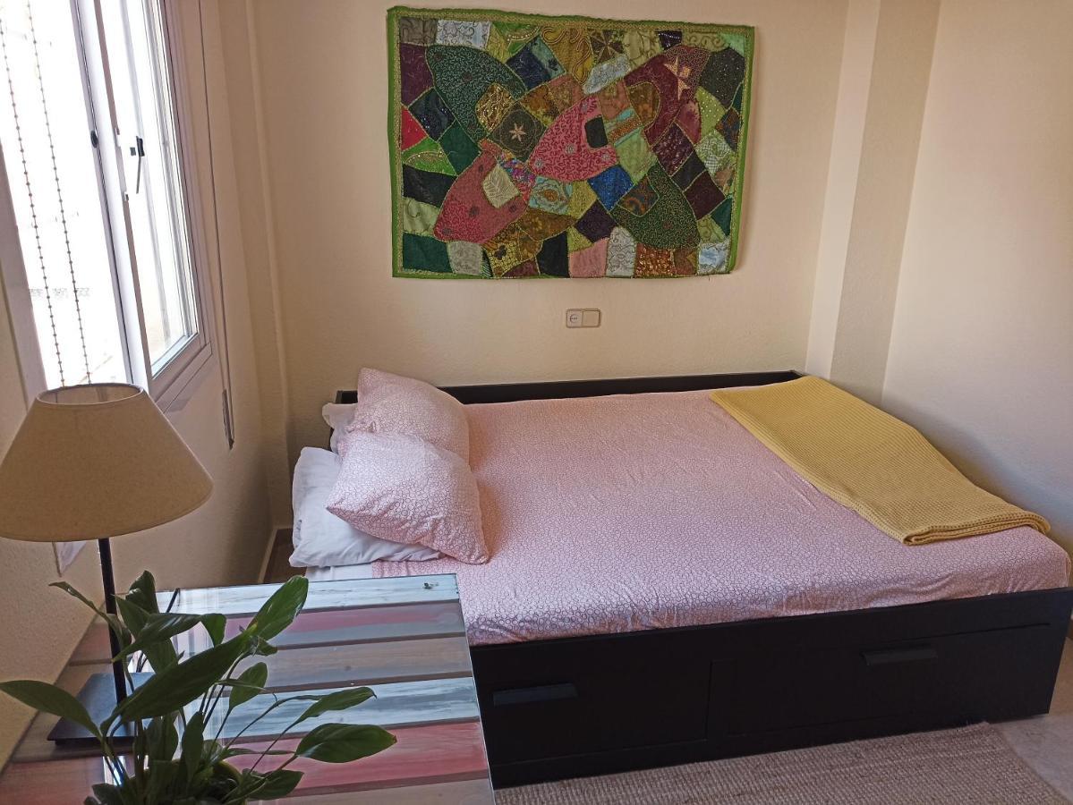 Confortable Habitacion Centrica En Piso Privado Leilighet Málaga Eksteriør bilde