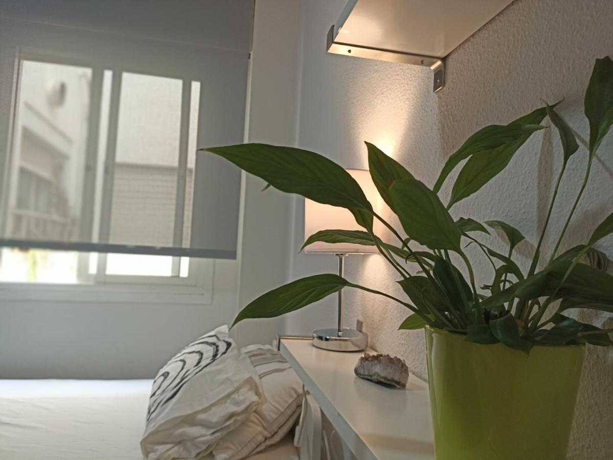 Confortable Habitacion Centrica En Piso Privado Leilighet Málaga Eksteriør bilde