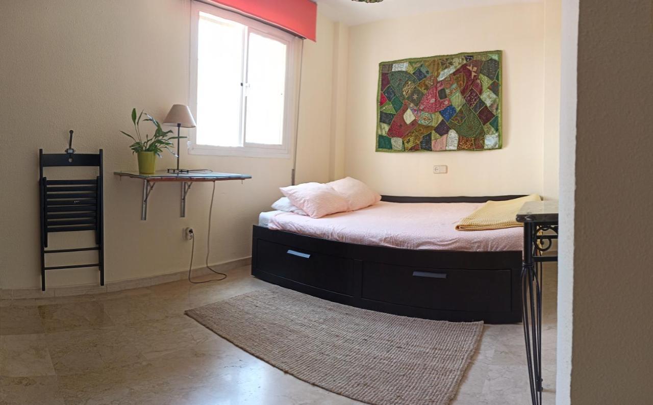 Confortable Habitacion Centrica En Piso Privado Leilighet Málaga Eksteriør bilde