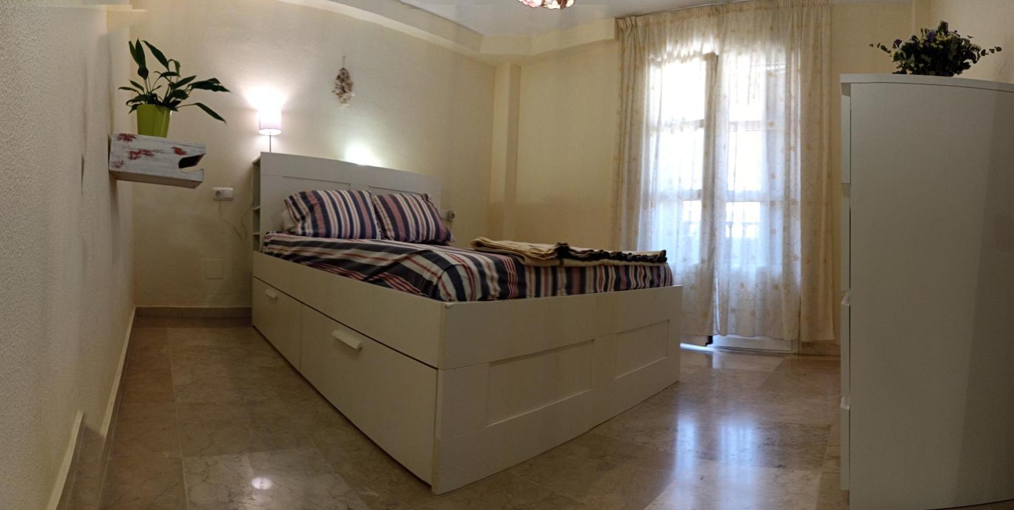 Confortable Habitacion Centrica En Piso Privado Leilighet Málaga Eksteriør bilde
